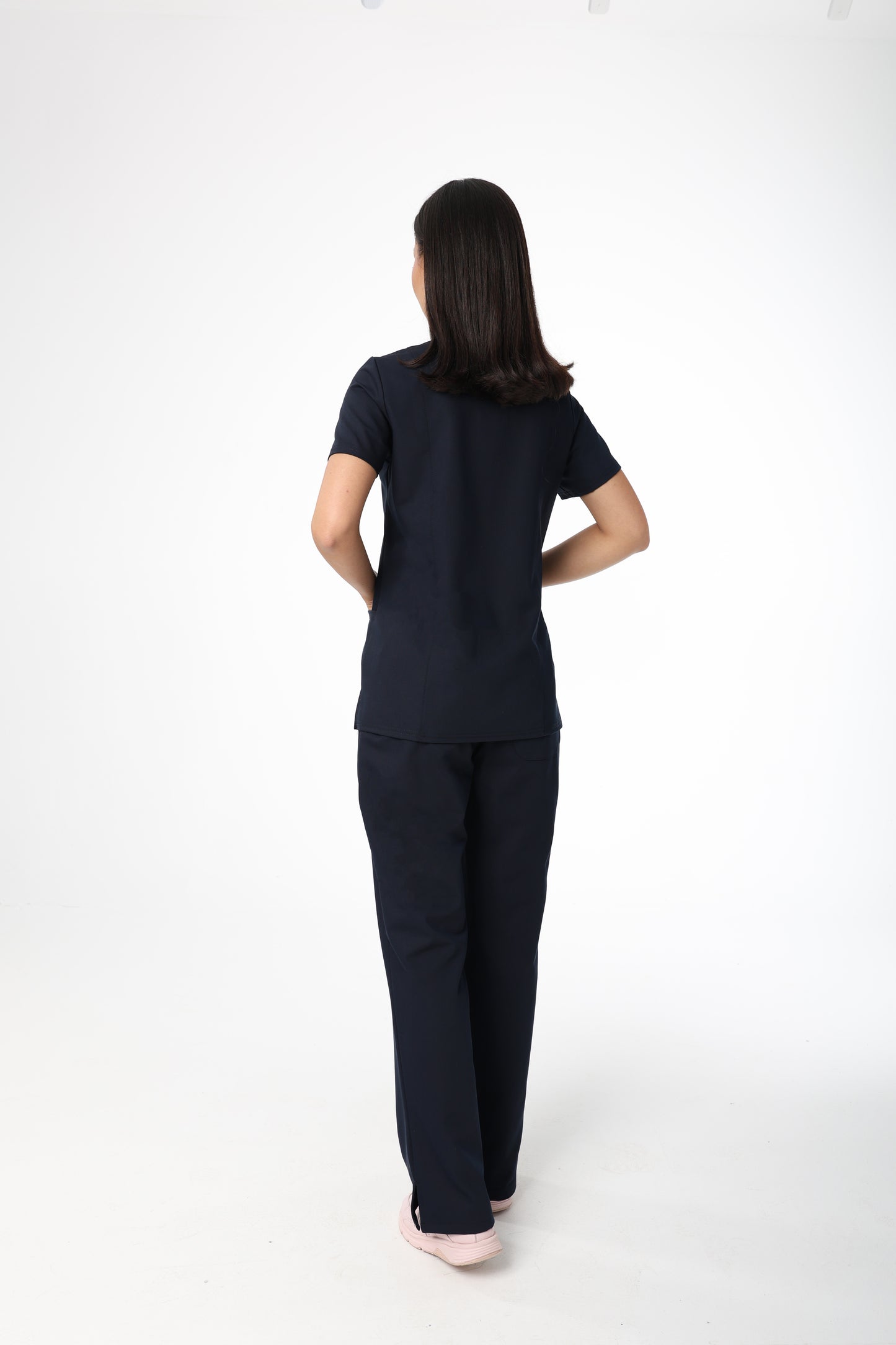 Silvatica Marfa® Kadın Medikal Pantolon – Navy Blue Petite & Regular | Premium Scrubs Alt