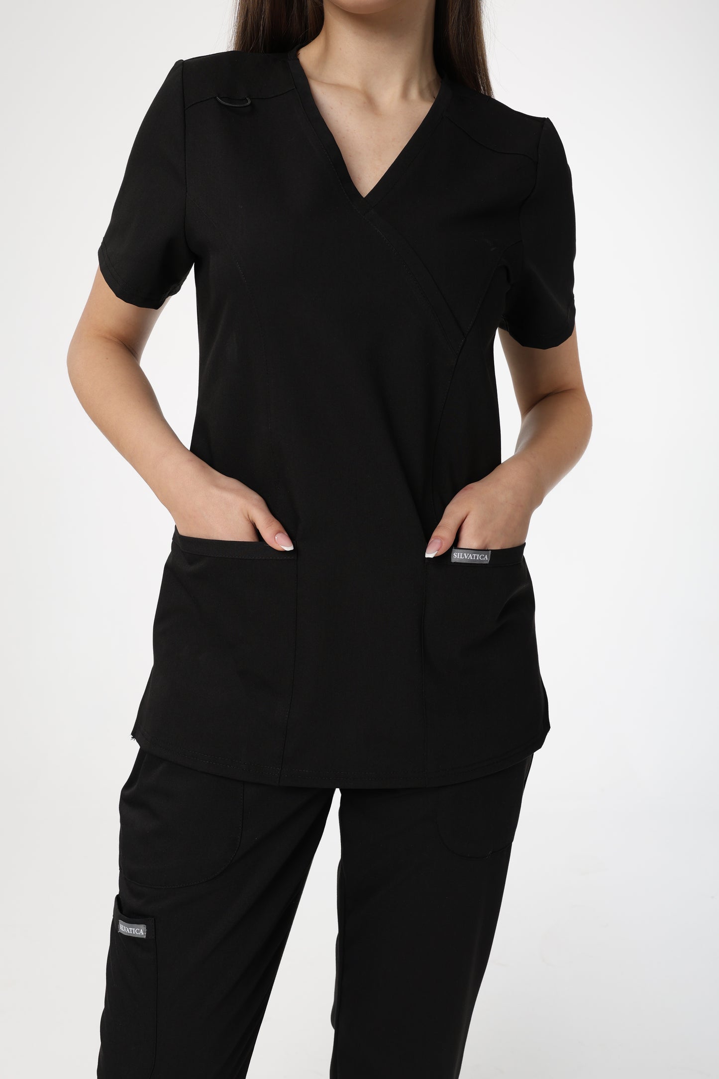 Silvatica Marfa® Kadın V Yaka Üst – Black | Premium