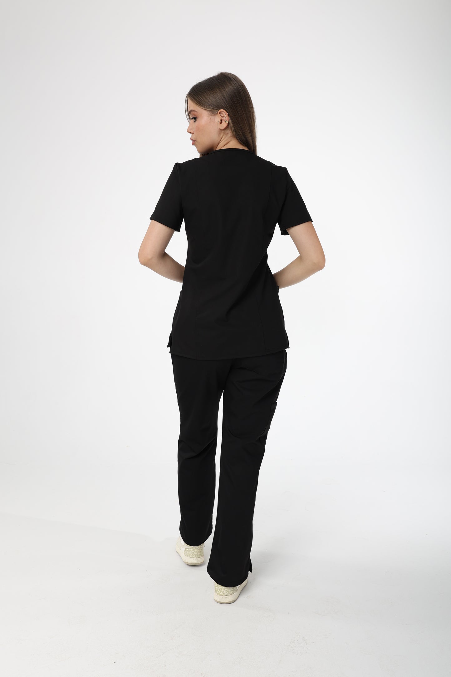 Silvatica Marfa® Kadın Medikal Pantolon – Black Petite & Regular | Premium Scrubs Alt